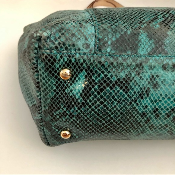 Michael Kors Jet Set python tote bag - Picture 3 of 13